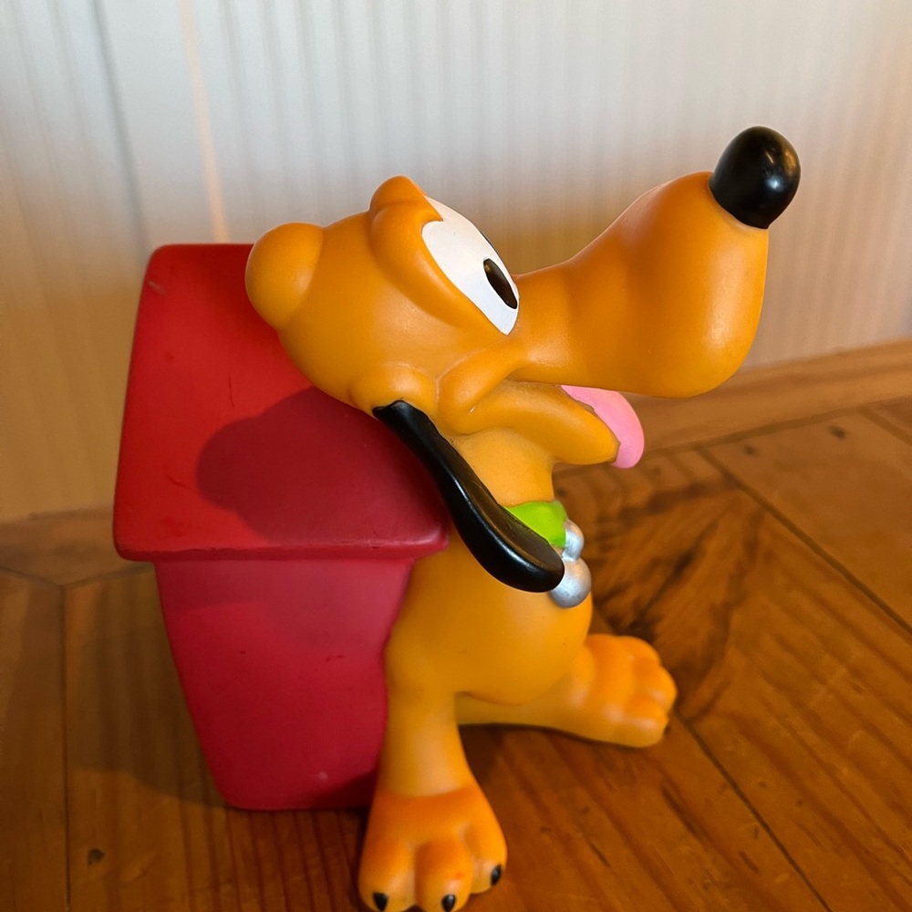 Vintage Disney Pluto Bank - Picture 11 of 11